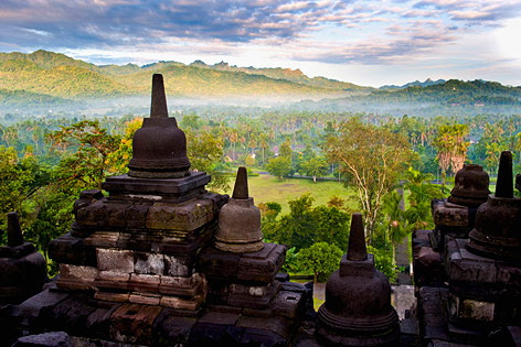 © Corbis/Robert Harding World Imagery/Matthew Williams-Ellis Der Tempel Borobodur