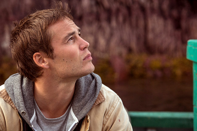 © Luna Filmverleih Dr. Paul Lewis (Taylor Kitsch)
