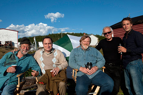 © Luna Filmverleih Produktionsbild mit Simon (Gordon Pinsent), Henry Tilly (Mark Critch), Murray French (Brendan Gleeson) und Dr. Paul Lewis (Taylor Kitsch)