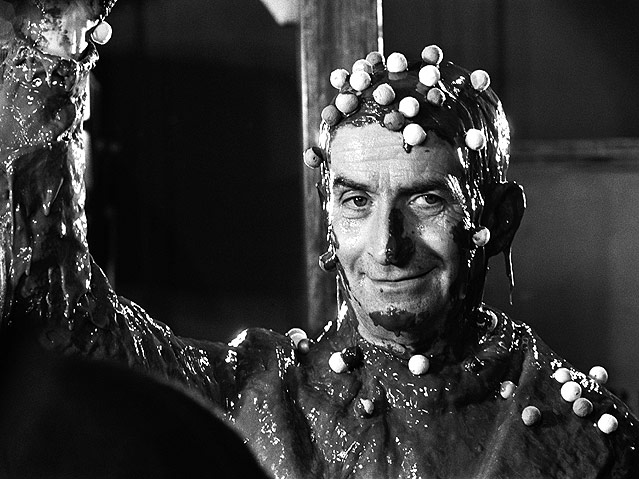 © Corbis/Sygma/Apis/Michel Ginfray Louis de Funes in "Les Aventures de Rabbi Jacob"