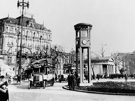 Verkehrsturm am Potsdamer Platz in Berlin, 1924