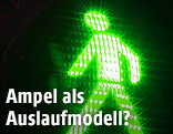 Fu&szlig;g&auml;ngerampel auf Gr&uuml;n