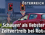 Auto an roter Ampel