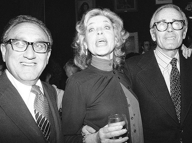 © AP/Ron Frehm Henry Kissinger, Lauren Bacall, Henry Fonda