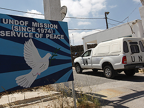 UNDOF-Schild