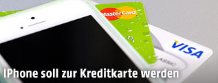 Kreditkarten und ein iPhone