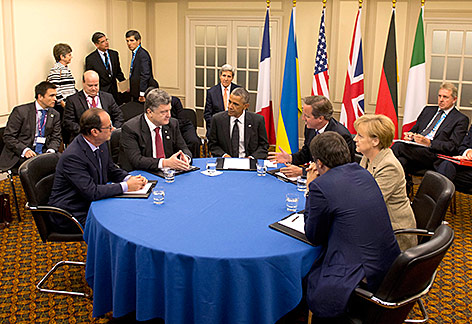 © APA/EPA/Alain Jocard Treffen der Staats- und Regierungschefs der führenden NATO-Bündnisstaaten mit dem ukrainischen Präsidenten Petro Poroschenko