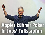 Apple CEO Tim Cook vor dem Apple-Logo