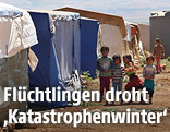 Kinder in einem Flüchtlingslager im Libanon