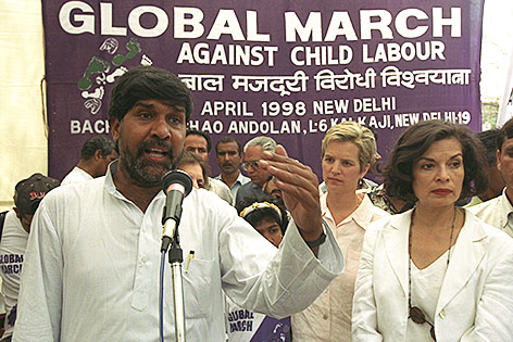 © Corbis/Sygma/John Van Hasselt Friedensnobelpreisträger Kailash Satyarthi organisiert 19998 einen Sternmarsch