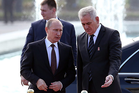 © APA/EPA/Srdjan Suki Vladimir Putin und Tomislav Nikolic