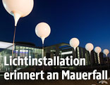 Installation "Lichtgrenze" in Berlin