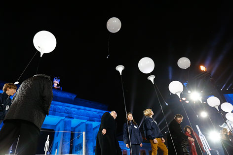 © Reuters/Michael Dalde Gedenkfeiern zum Mauerfall in Berlin