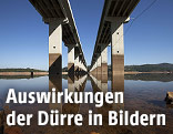 Niedriger Wasserstand in einem See