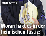 Richter mit Akten