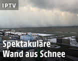 Schneewand über dem Lake Erie in Buffalo