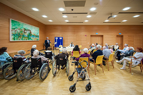 © ORF.at/Zita Köver Lesung in einem Pflegeheim