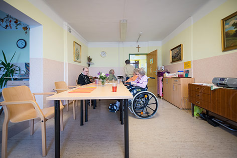 © ORF.at/Zita Köver Gemeinschaftsraum im Pflegeheim