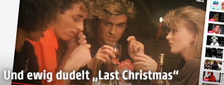 Screenshot aus dem Musikvideo "Last Christmas" von Wham