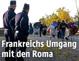 Polizei bewacht Abreise von Roma