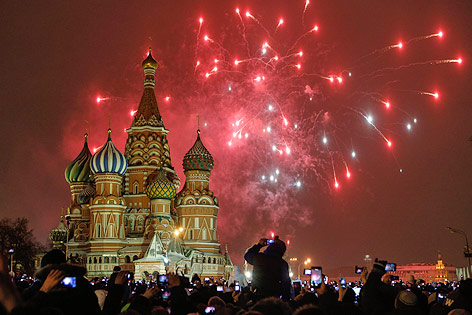 © AP/Denis Tyrin Feuerwerk in Moskau