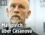 John Malkovich bei der Pressekonferenz in Wien
