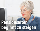 Ältere Mitarbeiterin
