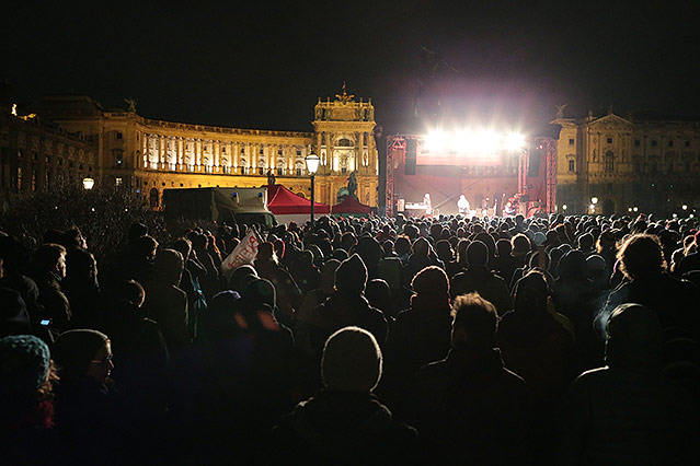 © ORF.at/Roland Winkler Akademikerball-Demo