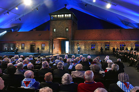 © APA/EPA/Jacek Bednarczyk Gedenkfeier in Auschwitz