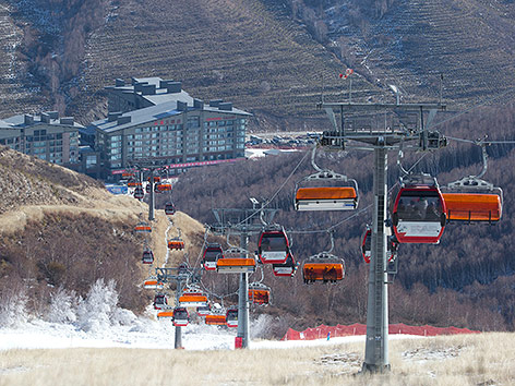 Sessellift im Skigebiet Chongli in China