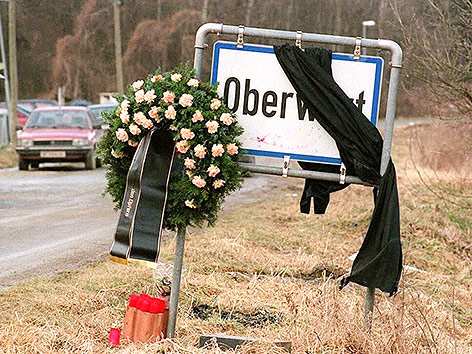 © APA/Mathias W. Ortschild von Oberwart nach dem Anschlag von Franz Fuchs