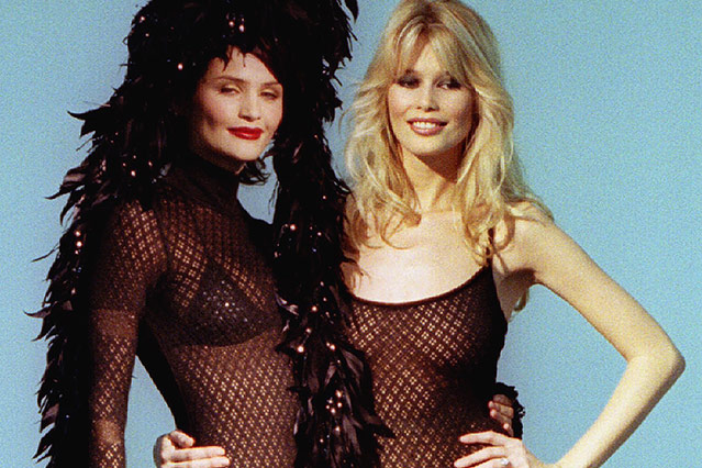 © Reuters/Peter Mueller Helena Christensen und Claudia Schiffer, 1994