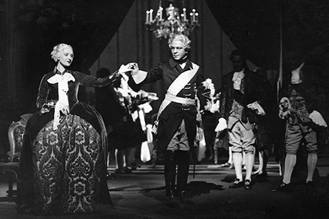 Nora Gregor und Paul Hartmann in "Maria Theresia und Friedrich II." von Hans Sassmann, 1934