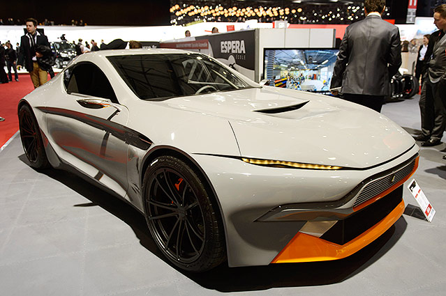 Ausgestelltes Concept Car im Autosalon in Genf
