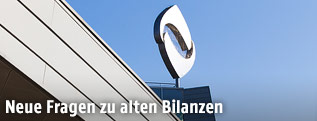 Hypo-Logo auf der Zentrale in Klagenfurt