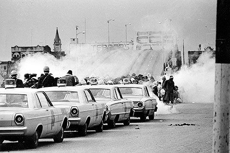 © APA/AP/ Ausschreitungen mit Tränengaseinsatz in Selma 1965