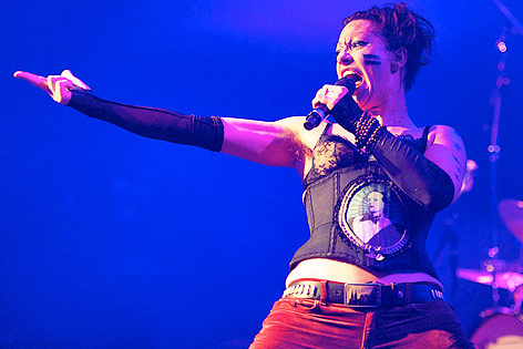 © picturedesk.com/Eyevine/Elliott Franks Amanda Palmer auf der Bühne