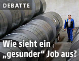 Arbeiter mir Sicherheitshelm