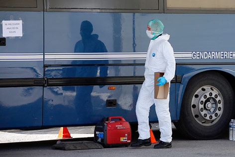 Forensiker an der Unfallstelle