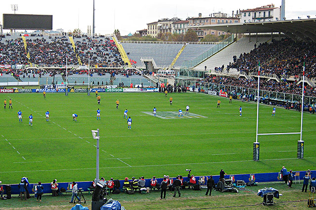 © Wetto unter cc by 3.0 Innenansicht des Stadio Artemio Franchi