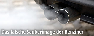 Rauchender Auspuff