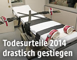 Eine Liege in einer Todeszelle