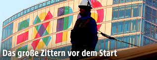 Bauarbeiter vor der EXPO in Mailand