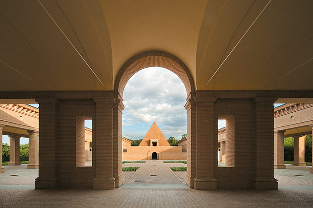 © Mauro Davoli Der erste Innenhof