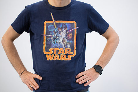 © ORF.at/Michael Baldauf Eine Person trägt ein Star-Wars-T-Shirt