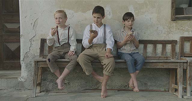 © Langbein & Partner Szene aus dem Dokumentarfilm "Der Graben"