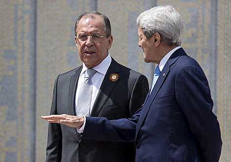 © Reuters/Joshua Roberts US-Außenminister Kerry und der russische Außenminister Lawrow