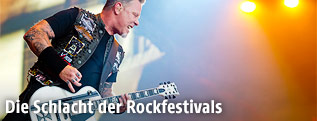 Metallica-Sänger James Hetfield bei einem Konzert