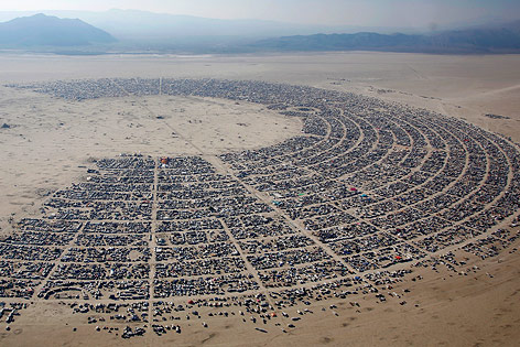 © Reuters/Jim Urquhart Gelände des Burning-Man-Festivals aus der Vogelperspektive