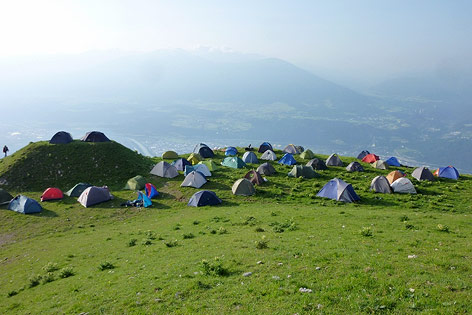 © Wetterleuchten.at Zelte auf der Innsbrucker Nordkette